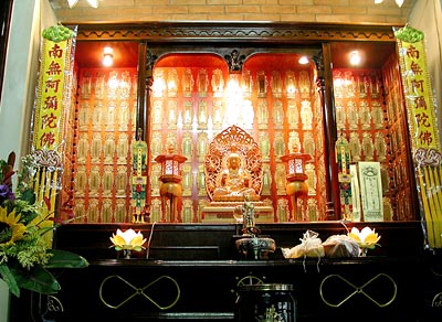 1209_budismo_altar.jpg